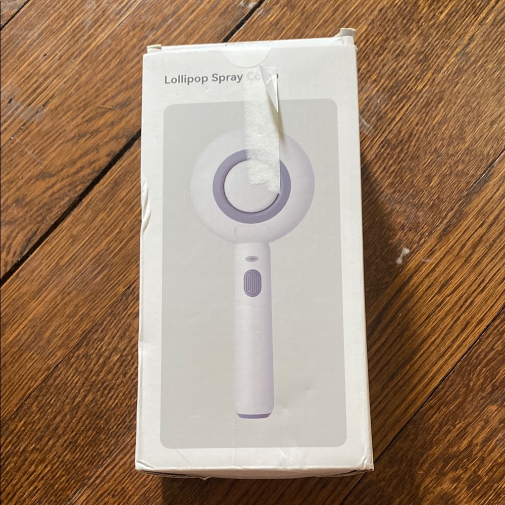 White and Purple Lollipop Spray comb